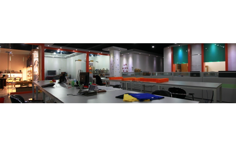 模具廠家站群開發(fā)和SEO應用-深圳市塑膠模具公司報道